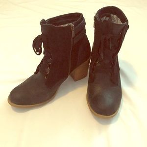 Roxy Booties